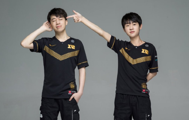 根据数据 根据数据